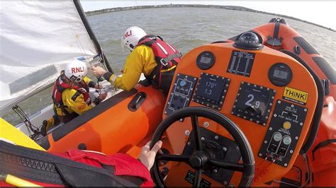 Whitstable Rnli Launch To Capsized Dinghy Rnli