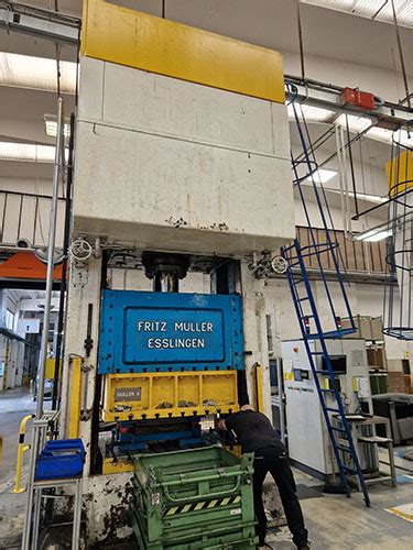 Muller Press 315 Ton Sgtool