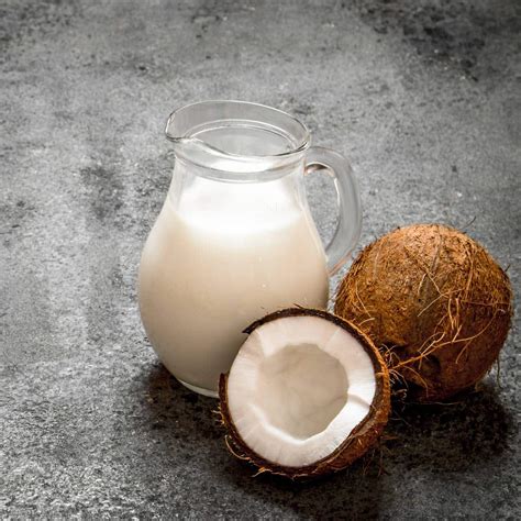 Your Best Guide to Coconut Milk