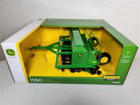 1:16 John Deere 1590 No-Till Drill by Ertl - Town and Country Toys