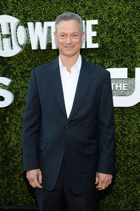 Gary Sinise Attends Event - TV Fanatic