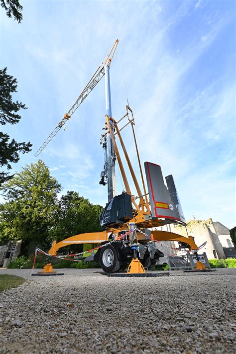 Manitowoc Introduces New Potain Igo M Self Erecting Crane At Batimat In