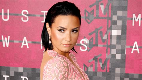 Demi Lovato Estrena Nuevo Videoclip Match Fm