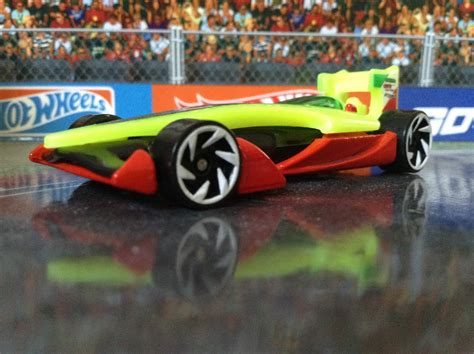 Julian S Hot Wheels Blog Speedy P Rez New For Legends Of Speed Sergio Checo P Rez