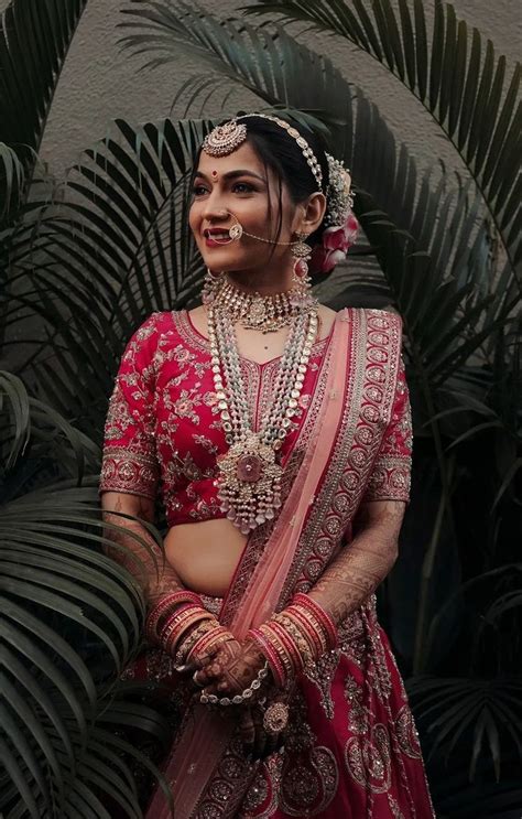 Pin By Urmilaa Jasawat On Abridal Photography Indian Wedding Dress