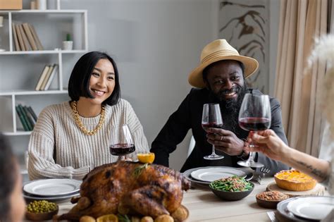 Thanksgiving Wine Pairings that Will Wow Your Guests 