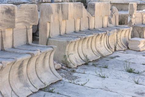 Amphithéâtre Grec à L acropole D athènes Photo stock Image du