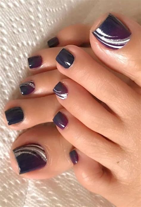 Stunning Summer Toe Nail Designs To Show Off On The Beach In