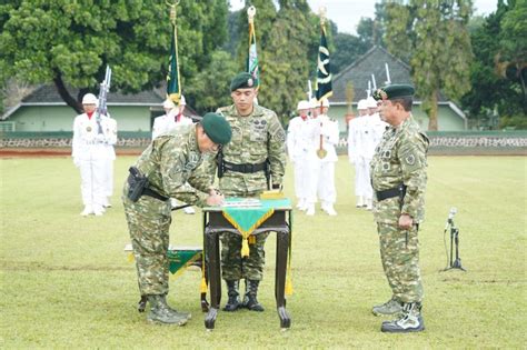 Pangdivif 2 Kostrad Pimpin Acara Tradisi Laporan Korps Dan Upacara