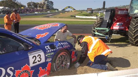 GALLERY, VIDEO: Crashes of the Bathurst 1000 | Western Advocate ...