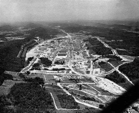 Extraordinary Photos Of Everyday Life In Oak Ridge The Secret City