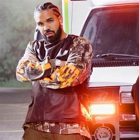 Igor Melotto on Twitter Pé frio O rapper Drake perdeu cerca de US