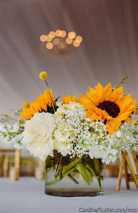 Cool 25 Creative Floral Designs With Sunflowers Centerpieces