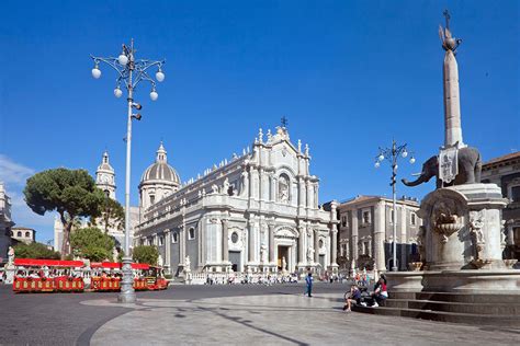 Cosa Vedere A Catania In Giorni Storia Natura E Sapori