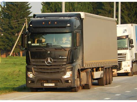 Photos Mercedes Benz Actros Russia