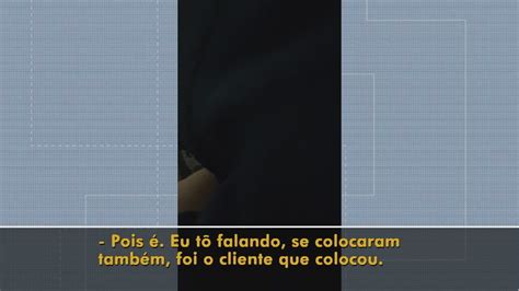 Casal Discute Funcion Ria Ap S Encontrar C Mera Escondida Em Tomada