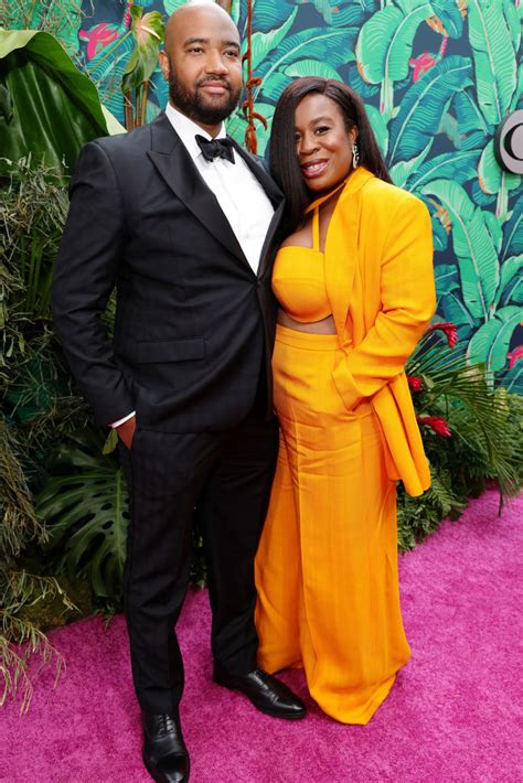 Actress Uzo Aduba Annouces She's Expecting Her First Child With Husband ...