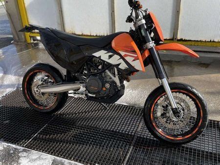 KTM 690 Smc A2 Occasion Le Parking