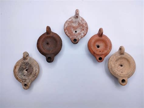 Ancient Roman Terracotta Oil Lamps With Spanish Export Catawiki