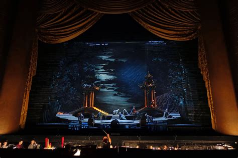 The Metropolitan Opera In New York Is Offering Live Pay-Per-View ...