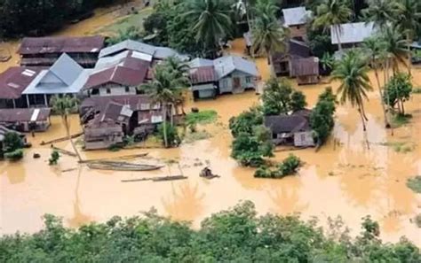 Korban Akibat Banjir Dan Longsor Di Pesisir Selatan Bertambah Warga