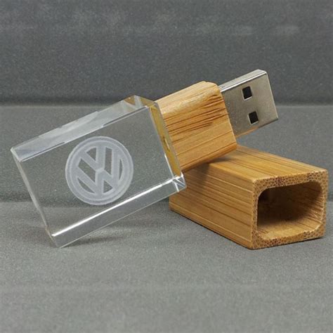 China Custom Crystal Glass Usb Pen Drive With Bamboo Cap With