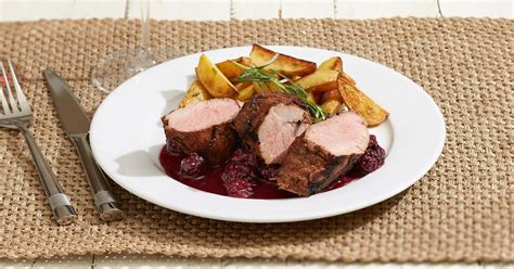 Balsamic Glazed Grilled Pork Tenderloin With Blackberry Sauce Recipe Yummly