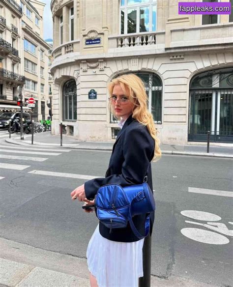 Kathryn Newton Nude Onlyfans Photo The Fappening Leaked Photos