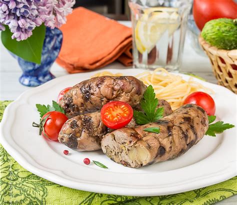 Рецепт колбасок из рубленой индейки с грибами с фото пошагово на ...