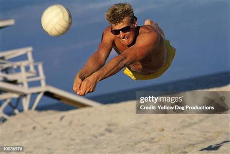 3,643 Volleyball Dive Stock Photos, High-Res Pictures, and Images - Getty Images