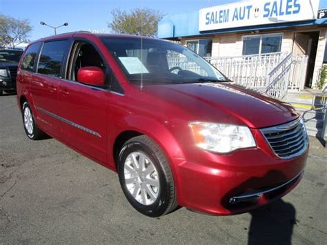 2014 Chrysler Town & Country - STOW N' GO - REAR CAMERA - DVD ENTER ...