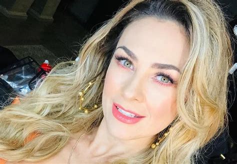 El Desnudo Artístico De Aracely Arámbula La Ex De Luis Miguel