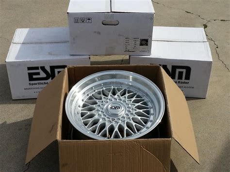 Any Model ESM 002r - 17" Wheels - Scionlife.com