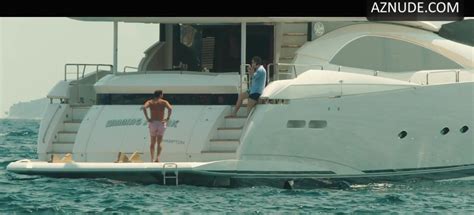 Topless very hot girl movie ThisVid 日本語で