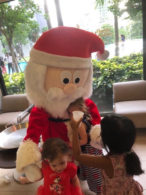 Santa Claus Mascot – Mascot Rental for Event & Children Party