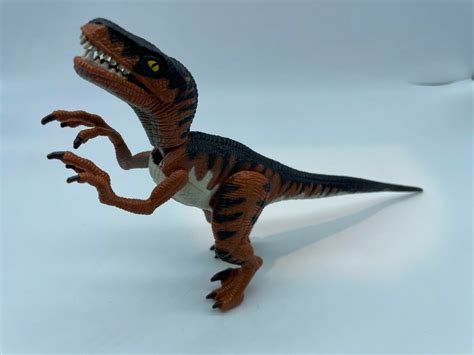 Mavin Jurassic Park Velociraptor Dinosaur Strike 1993 Toy Jaws Raptor Jp 03 Kenner