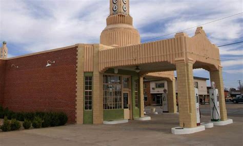 Shamrock, Texas: Famous Conoco Tower Station – TakeMyTrip.com