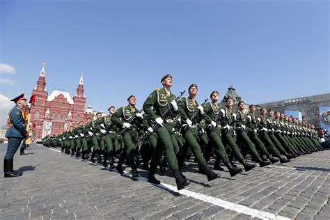 Москва 9 мая парад - 96 фото