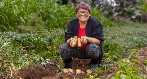 Muestra fotográfica Ella Alimenta al Mundo Agricultura es Cultura