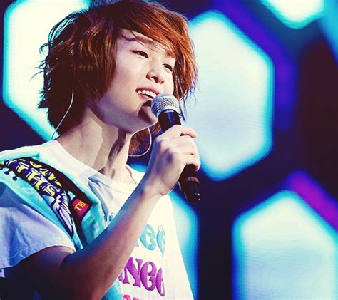 Pin By Amber Benefield On Shinee Shinee Shinee Onew Lee Jinki