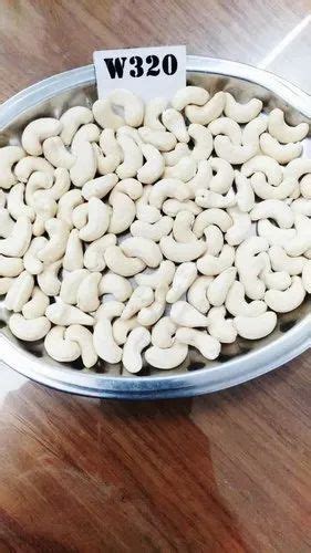 White Cashew Kaju Bast Quality Goa Kaju Packaging Size Kg Grade