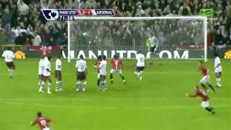 Owen Hargreaves Free Kick Vs Arsenal 2008 Youtube