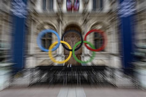 Liderzy sportów olimpijskich spotykają się w obliczu niepewności co do