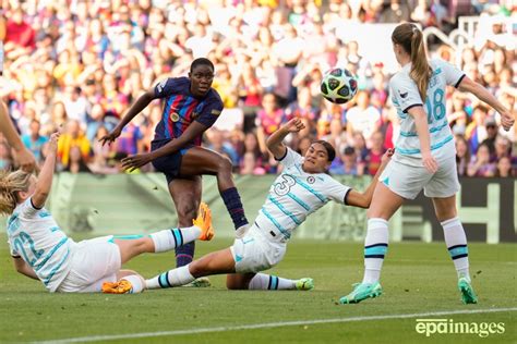 Epa Images On Twitter Rt Epa Sport Fc Barcelona S Asisat Oshoala C