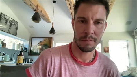 Gay Daddy Shows Off ThisVid