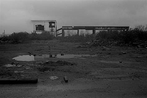 Thomas Deckker Architect: Photographs of the Beckton Gasworks