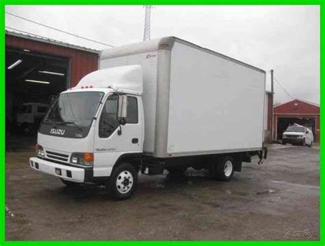 Isuzu 2005 Van Box Trucks