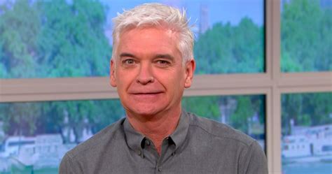 Holly Willoughby Makes Cheeky Dig At Phillip Schofield