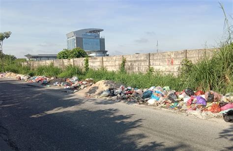 Nekat Buang Sampah Sembarangan Di Pekanbaru Sanksi Tipiring Menanti