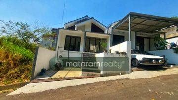 Rumah Bagus Unfurnished SHM Di Jl Bojongkoneng Bandung Rumah123